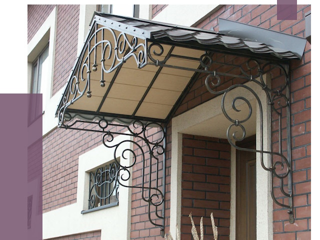 Двускатные козырьки в Канске под ключ от 13661 руб.