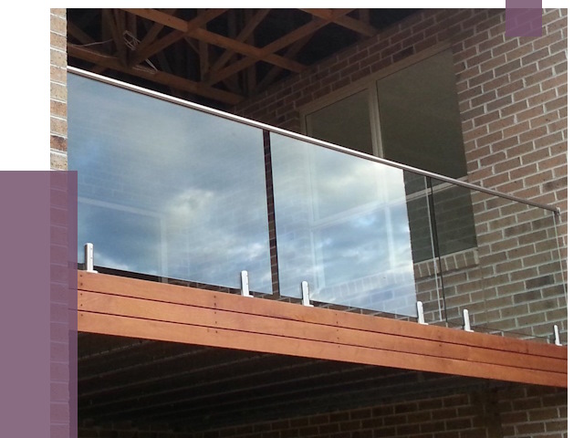 Стеклянные парапеты на крыше и террасе в Канске от 12295 руб. | ПРОЛЁТ-Кнс