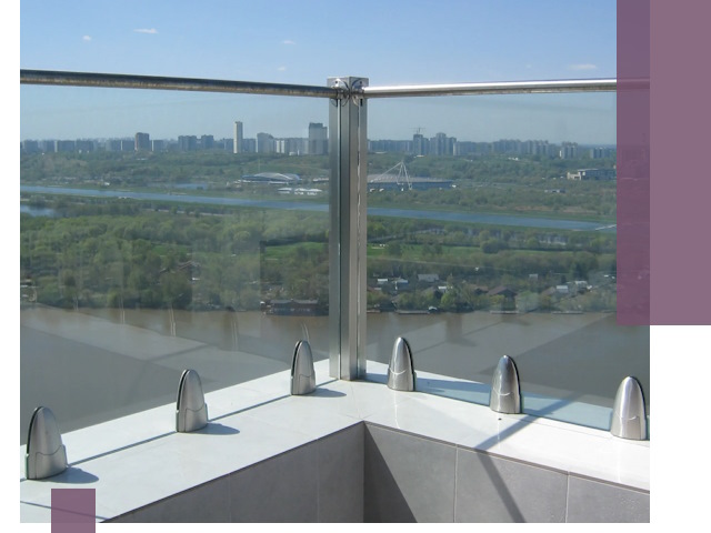 Стеклянные парапеты премиум класса в Канске для домов и бизнесов